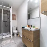Le Cosy - Free Parking - Proche Gares Lille - Netflix - Wifi Appartamento *