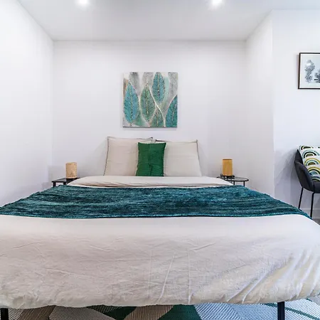 Le Cosy - Free Parking - Proche Gares Lille - Netflix - Wifi Apartment